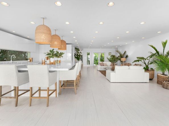 1065 N Shore Dr, Miami Beach FL 33141