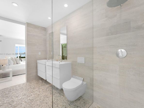 1065 N Shore Dr, Miami Beach FL 33141