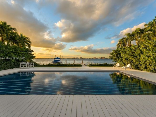 1065 N Shore Dr, Miami Beach FL 33141