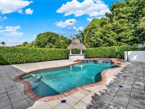 527 SW 20th Rd, Miami FL 33129