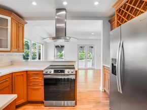 527 SW 20th Rd, Miami FL 33129