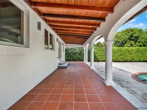 527 SW 20th Rd, Miami FL 33129