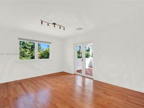 527 SW 20th Rd, Miami FL 33129