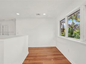 527 SW 20th Rd, Miami FL 33129