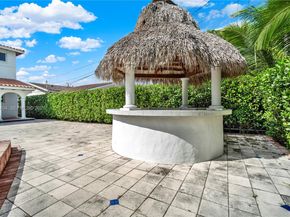 527 SW 20th Rd, Miami FL 33129