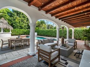 527 SW 20th Rd, Miami FL 33129