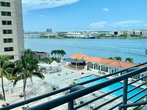 335 S Biscayne Blvd 1106, Miami FL 33131
