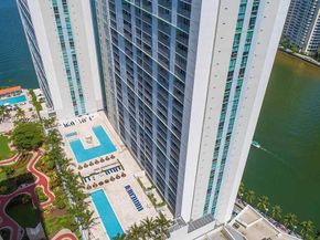 335 S Biscayne Blvd 1106, Miami FL 33131