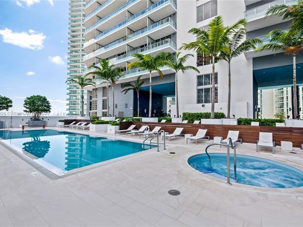 1300 Brickell Bay Dr 2901, Miami FL 33131