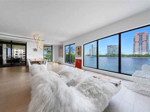 7023 Fisher Island Dr 7023, Miami Beach FL 33109