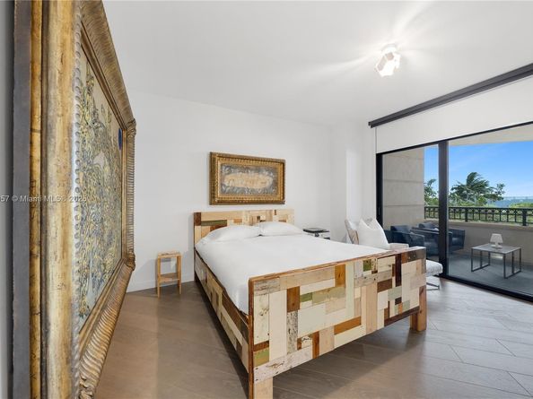7023 Fisher Island Dr 7023, Miami Beach FL 33109