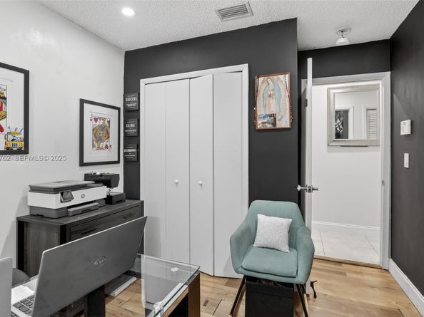 2256 Simms St, Hollywood FL 33020