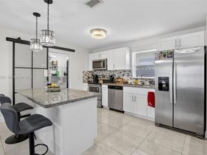 2256 Simms St, Hollywood FL 33020