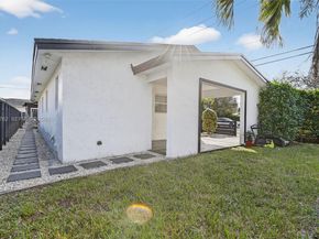 2256 Simms St, Hollywood FL 33020