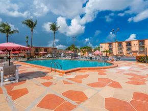 7204 Fairway Dr I25, Miami Lakes FL 33014