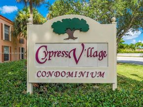 7204 Fairway Dr I25, Miami Lakes FL 33014
