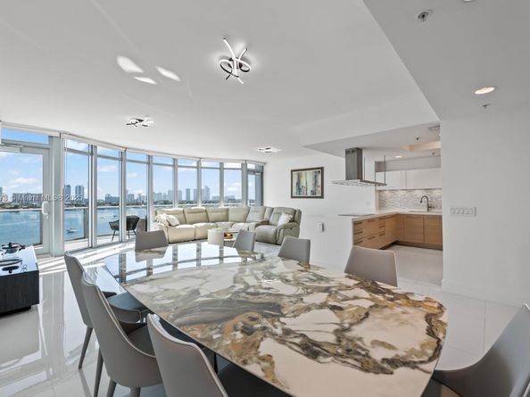 17301 Biscayne Blvd 811, North Miami Beach FL 33160