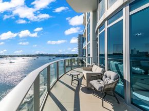 17301 Biscayne Blvd 811, North Miami Beach FL 33160