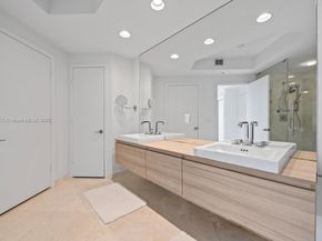 17301 Biscayne Blvd 811, North Miami Beach FL 33160