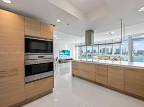 17301 Biscayne Blvd 811, North Miami Beach FL 33160