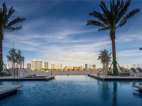 17301 Biscayne Blvd 811, North Miami Beach FL 33160