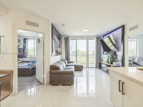 2651 NE 212th Ter 305, Miami FL 33180
