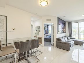 2651 NE 212th Ter 305, Miami FL 33180