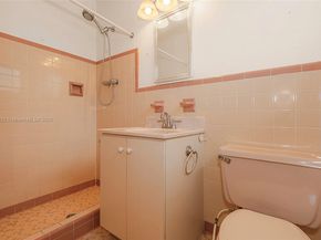 5271 NW 1st St, Miami FL 33126