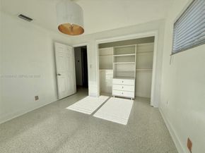 207 SW 12th Ave, Dania Beach FL 33004