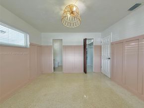 207 SW 12th Ave, Dania Beach FL 33004