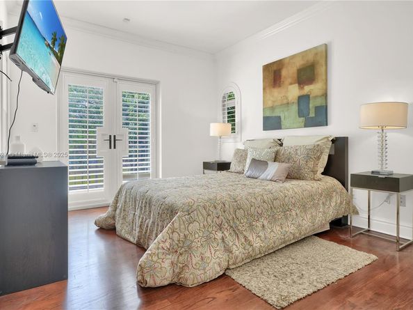 2115 Country Club Prado, Coral Gables FL 33134