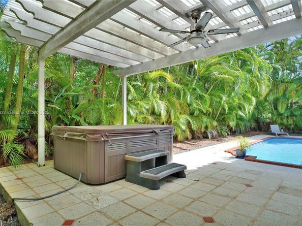 2115 Country Club Prado, Coral Gables FL 33134