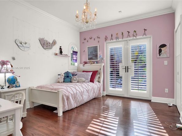 2115 Country Club Prado, Coral Gables FL 33134