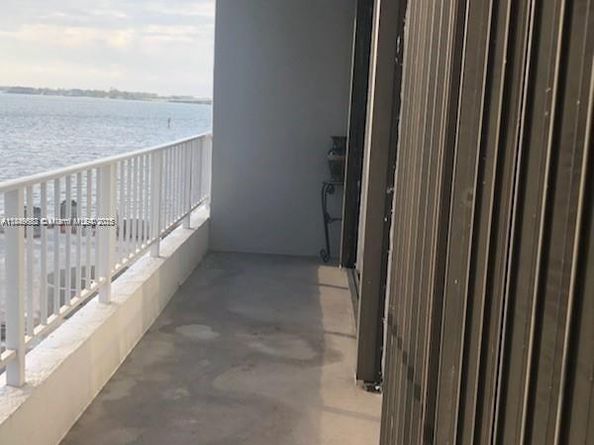 200 SE 15th Rd 4E, Miami FL 33129