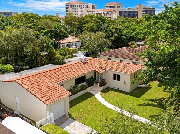 535 SW 39th Ave, Miami FL 33134