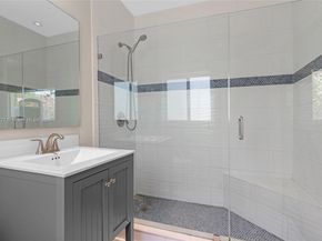 535 SW 39th Ave, Miami FL 33134