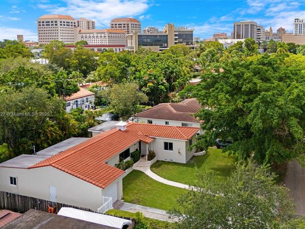 535 SW 39th Ave, Miami FL 33134