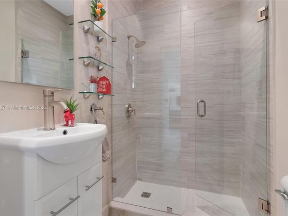 535 SW 39th Ave, Miami FL 33134