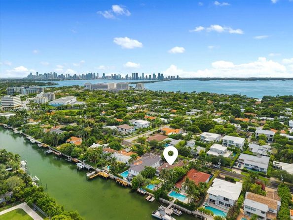 4475 N Meridian Ave, Miami Beach FL 33140