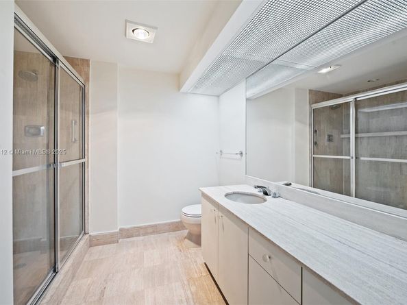 20191 E Country Club Dr TS3, Aventura FL 33180