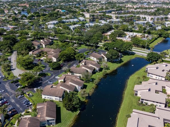 8771 Holly Ct 103, Tamarac FL 33321