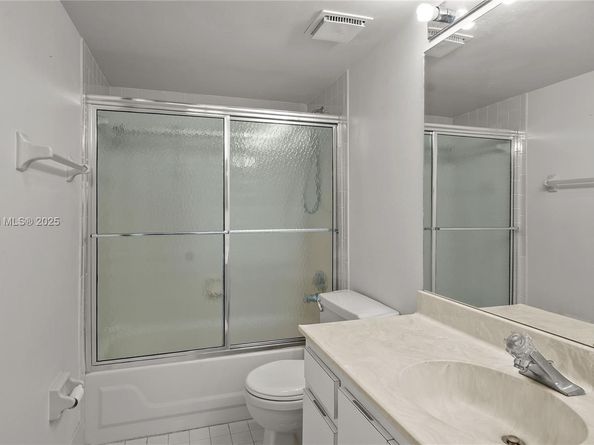 8771 Holly Ct 103, Tamarac FL 33321