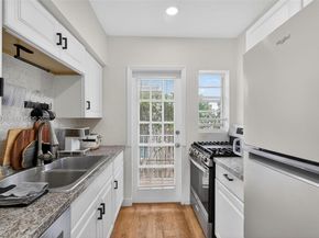 911 Meridian Ave 106, Miami Beach FL 33139