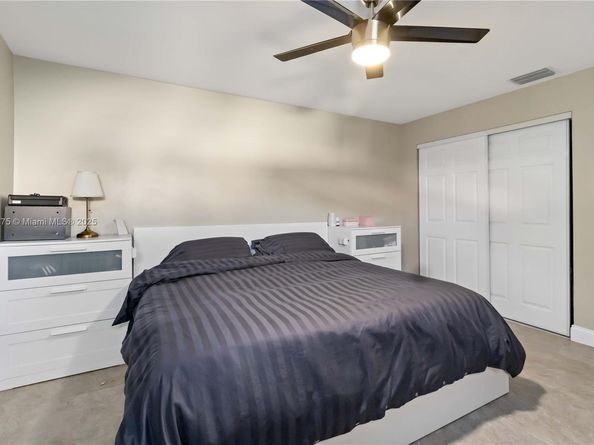 11217 SW 56th Cir, Cooper City FL 33330