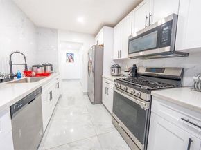 1990 NW 154th St, Miami Gardens FL 33054