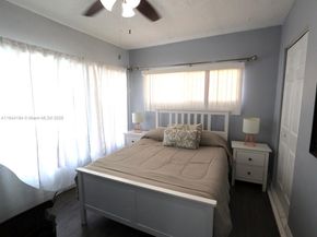 9170 NW 24th Pl, Sunrise FL 33322