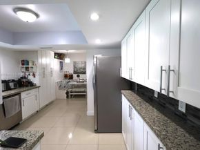 9170 NW 24th Pl, Sunrise FL 33322