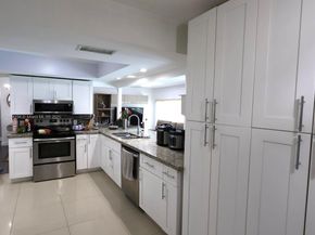9170 NW 24th Pl, Sunrise FL 33322