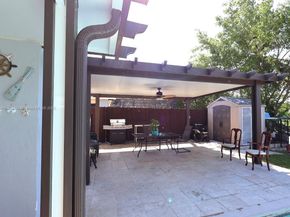 9170 NW 24th Pl, Sunrise FL 33322
