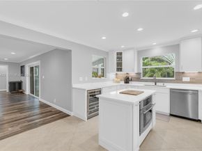 1405 SW 4th Ter, Pompano Beach FL 33060